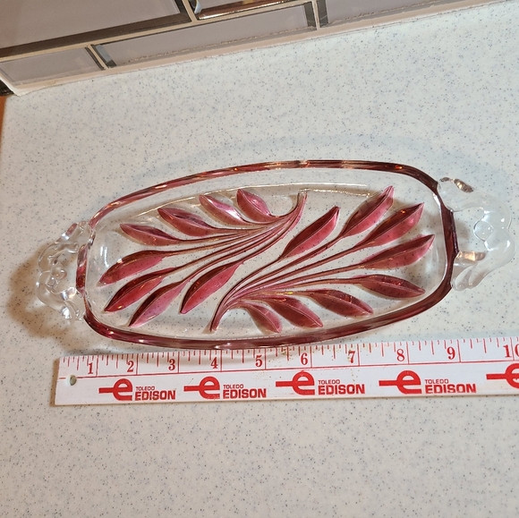 Elegant Pink and Clear Glass Serving Tray - Picture 4 of 10